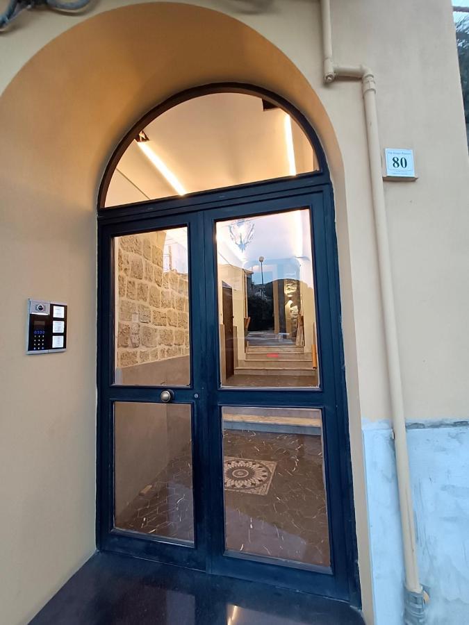 Ruggiero's Apartment Naples